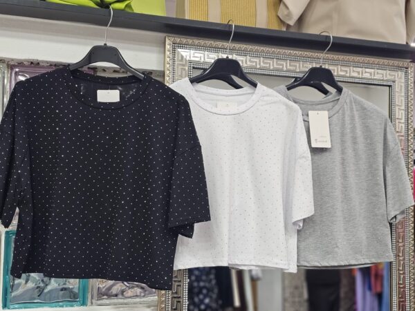Camiseta corta piedras