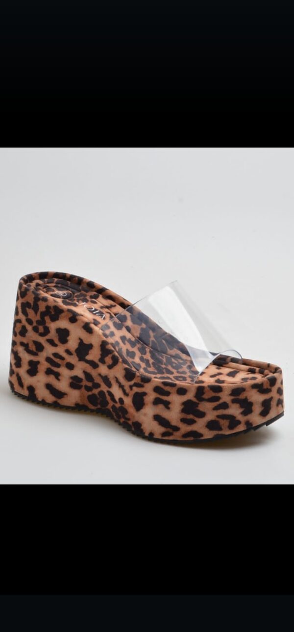 Cuña Leopardo