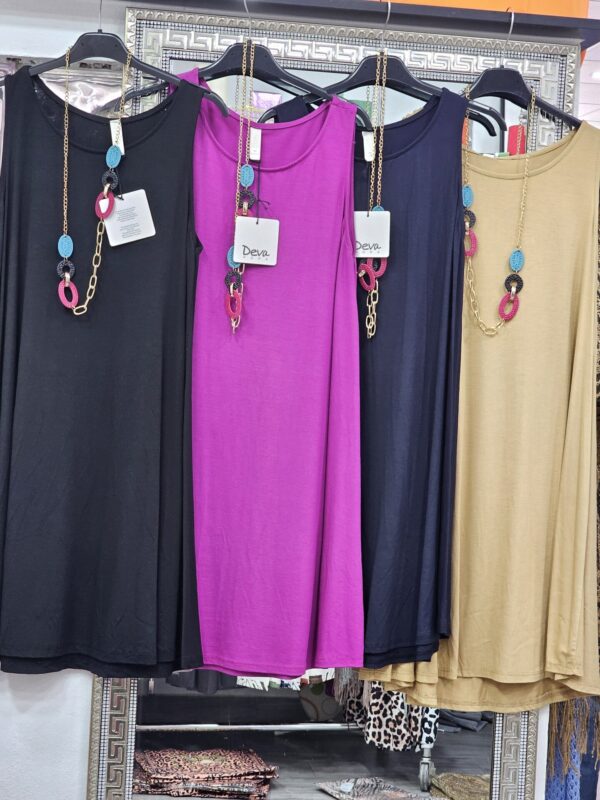 Vestido Evasé sin manga