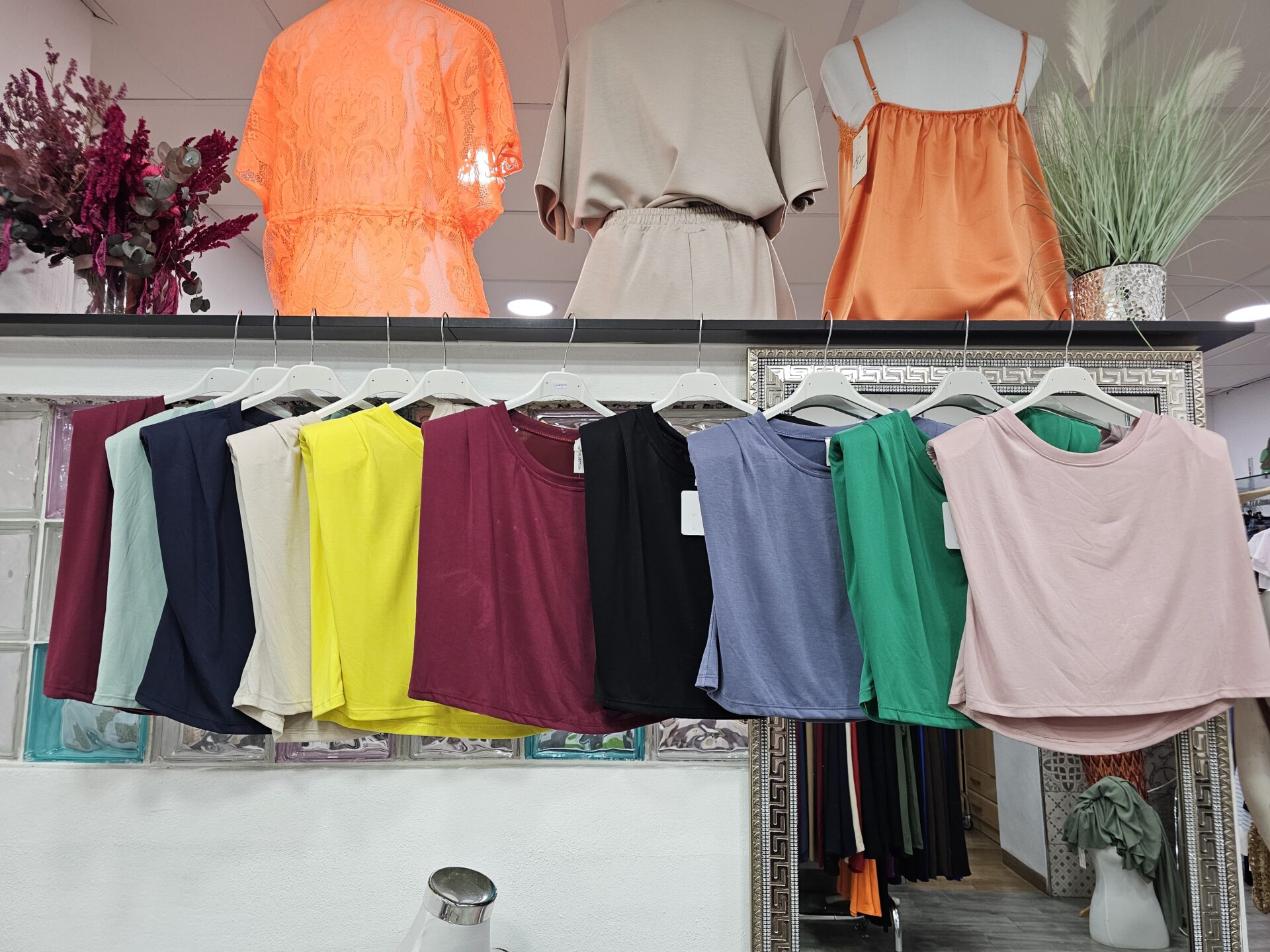 Camiseta hombreras corta