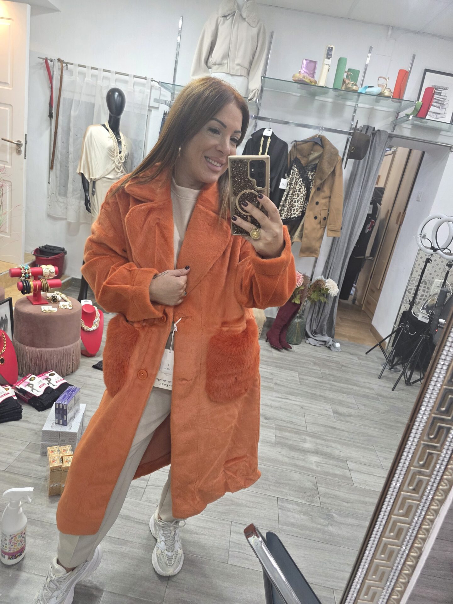 Abrigo Tendencia Peluchón