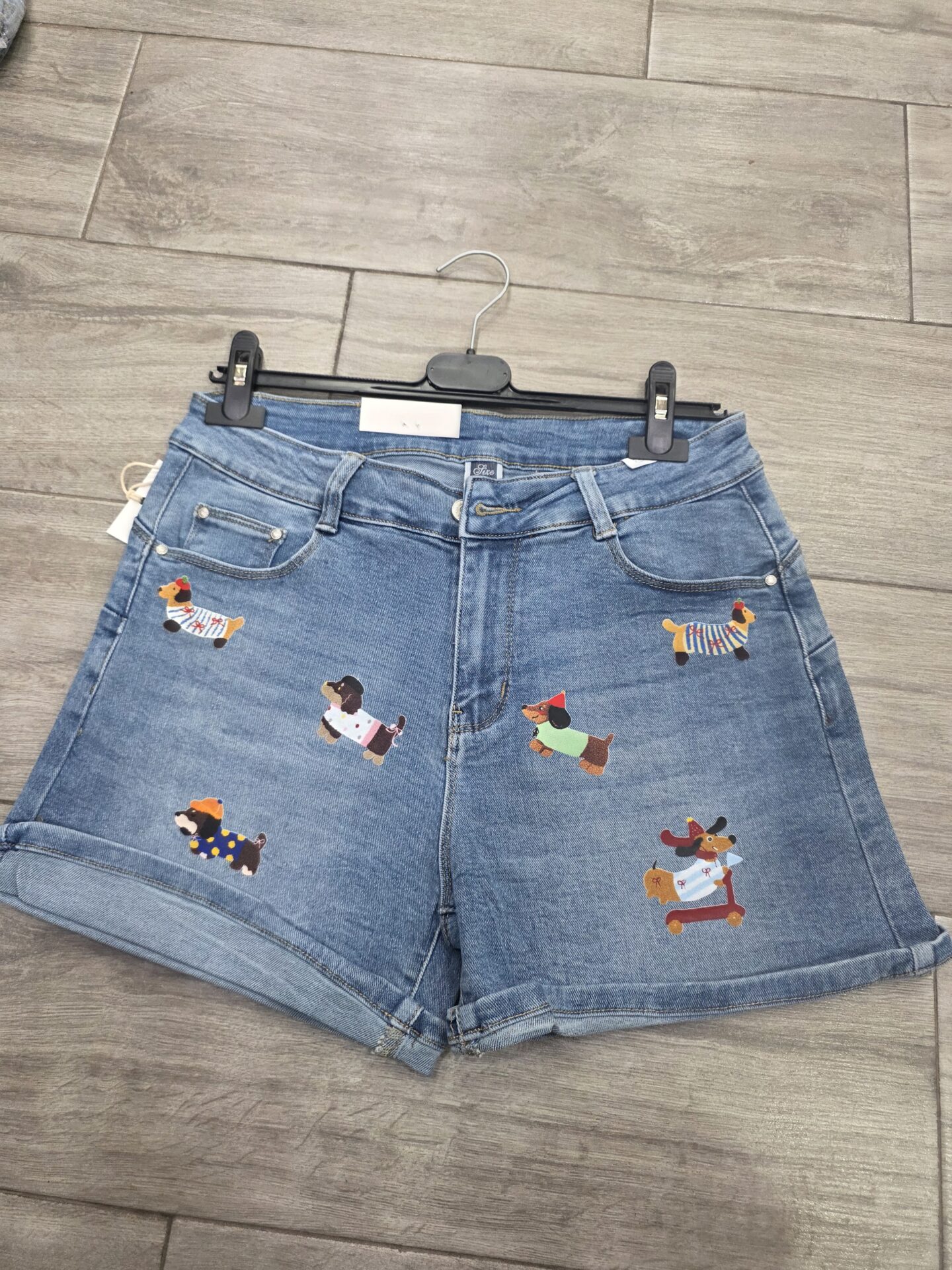 Short Perrito