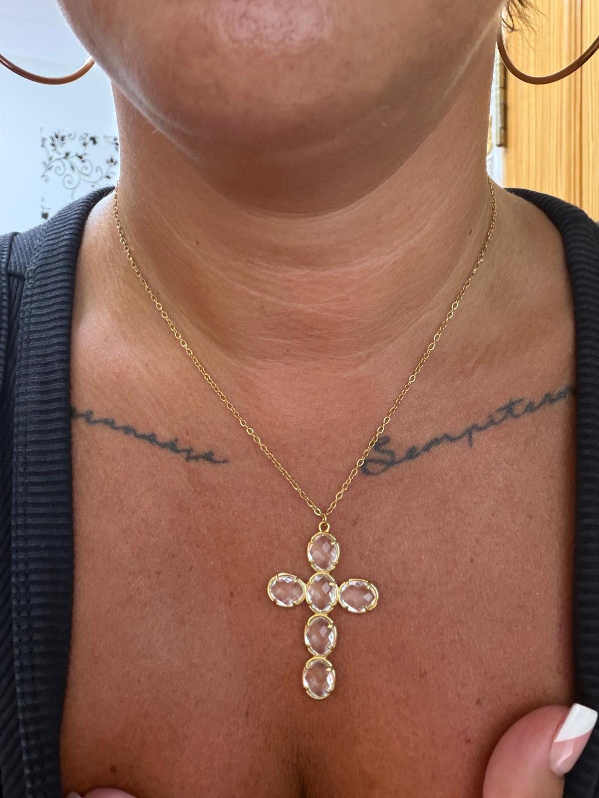 Collar Cruz
