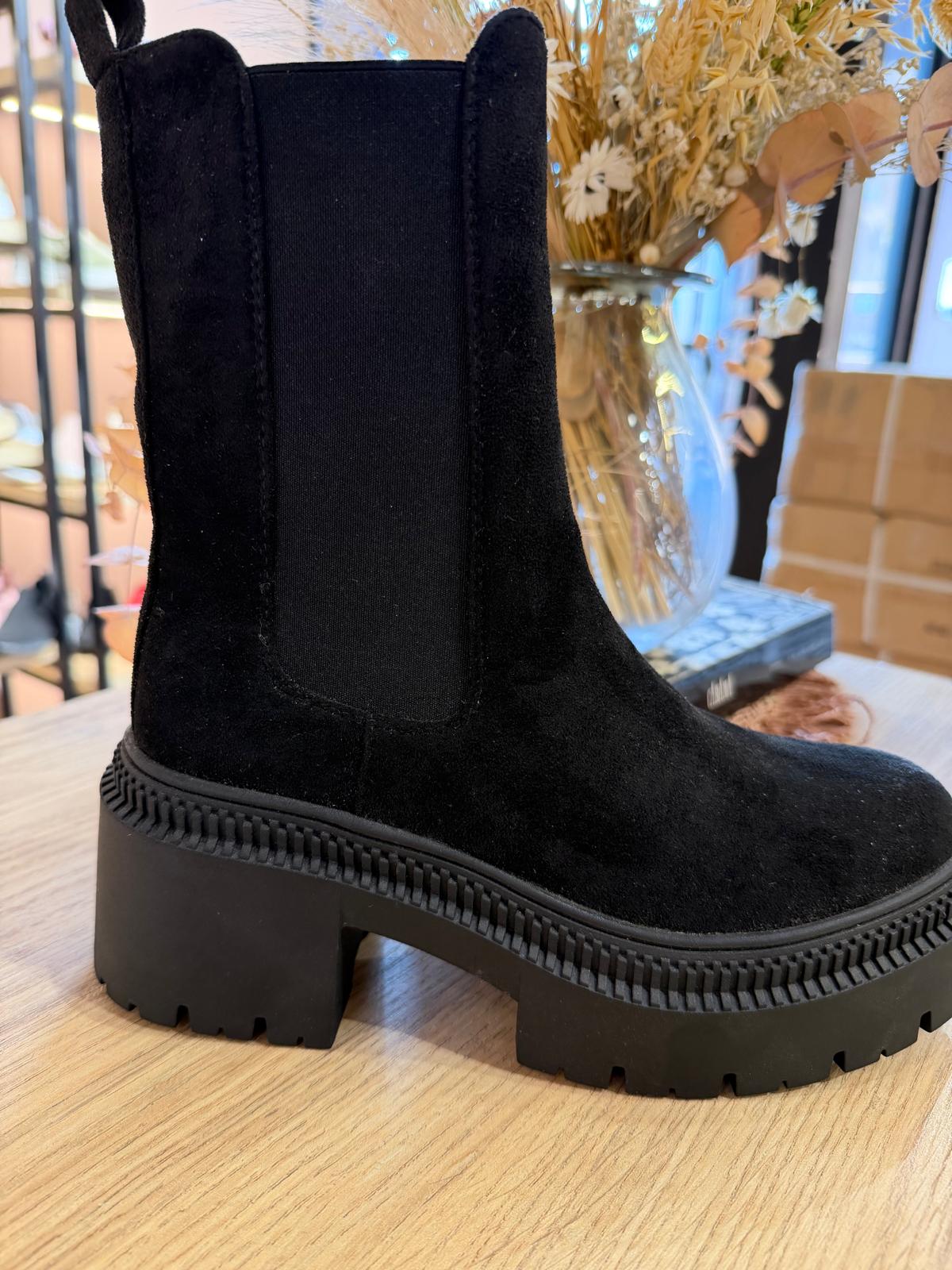 Bota Antelina